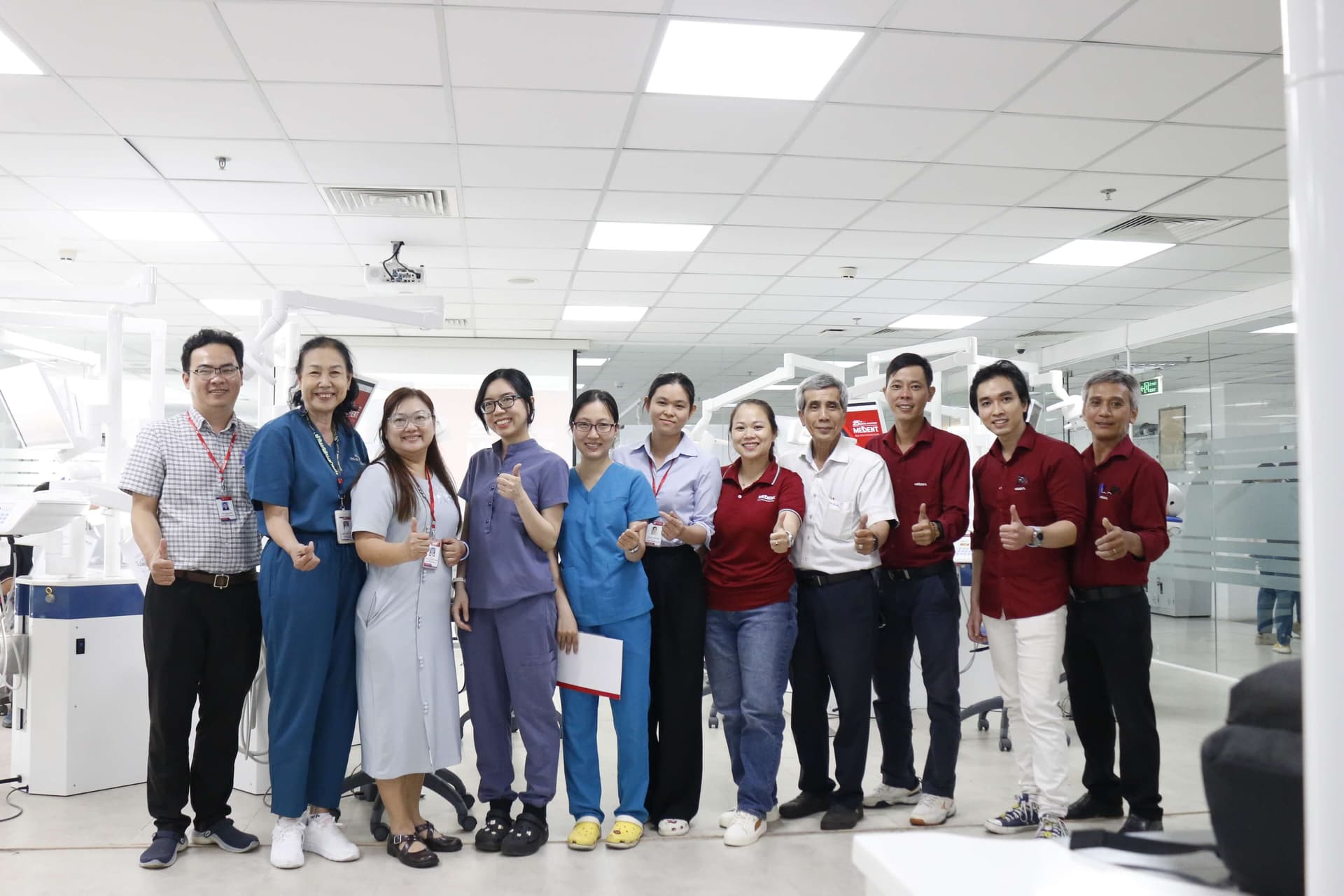 Hongbang Dental Lab Team